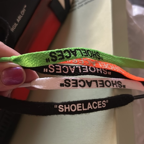 OFF White Virgil Abloh Low Vulcanized Black Sneakers. Nearly new. Size 45. - Picture 16 of 16